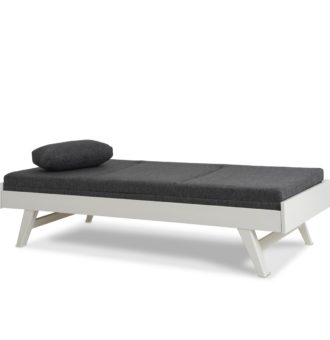 sofa-rozkladana-otomana-drewniana-kolor-bialy-bezowy-materac-bez-poduszek-Notte-Kiteen(2)
