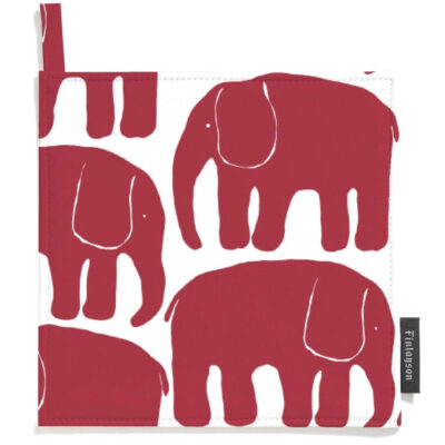 Czerwone łapki kuchenne ELEFANTTI w nowoczesne graficzne uproszczone malowane czerwone słonie. Łapka do garnków biało czerwona widoczna w całości. Skandynawski design