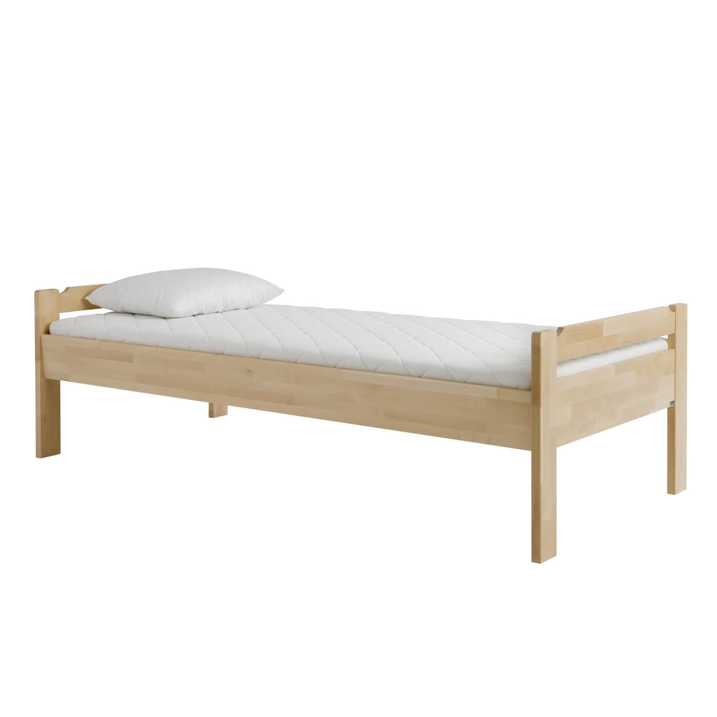 Łóżko z niskim zagłówkiem KUUSAMO z materacem 80x200 i leżącą na nim białą poduszą. Łóżko na wysokich nóżkach z drewna brzozy skandynawskiej widoczne w całości